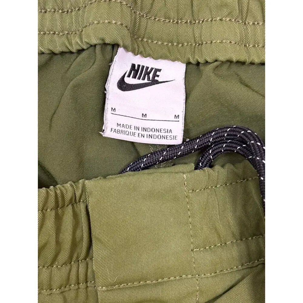 Nike Sportswear Tech Essential Commuter Pants Unlined DH4224 Green Mens Sz Med
